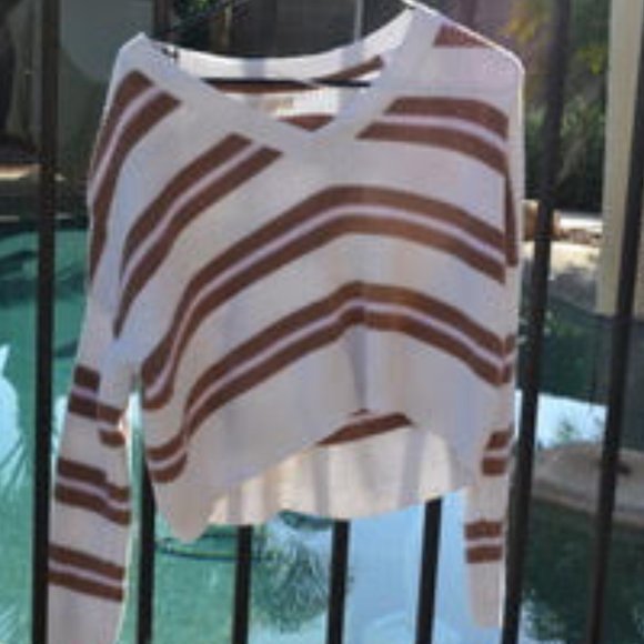 LA Hearts Stripe V-Neck Pullover Sweater - Picture 3 of 4